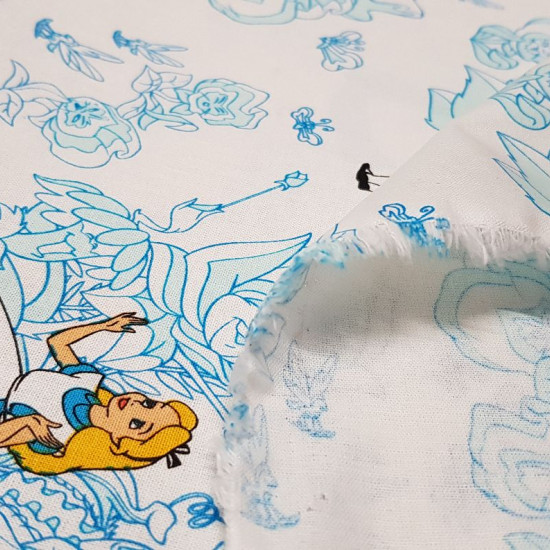 Tela Algodón Disney Alicia Jardín Flores - Tela de popelín algodón Disney con dibujos de Alicia, de la película Alicia en el país de las maravillas y un fondo del jardín de flores de color azul sobre un fondo blanco. La tela mide 110cm de ancho y su compo