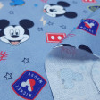 Tela Algodón Disney Mickey Estrellas Rayos Azul - Tela de algodón licencia Disney con dibujos de caras de Mickey Mouse sobre un fondo de color azul grisaceo con dibujos de rayos, estrellas, parches, siluetas de Mickey… La tela mide 140cm de ancho y su com