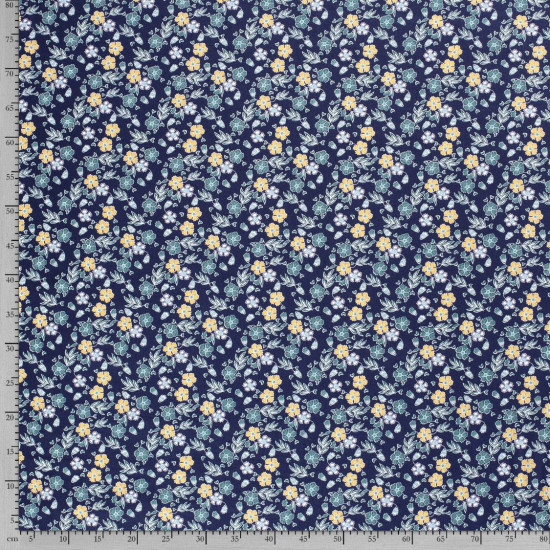 Cotton Country Flowers 5006 fabric - Cotton poplin fabric with flower patterns on various colored backgrounds. Model 15828. The fabric is 140cm wide and its composition 100% cotton