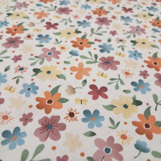 Cotton Flowers Colors Illusion fabric - Cotton poplin fabric with multicolored floral patterns and a gradient effect on a white background. The fabric is 150 cm wide and is made of 100% cotton.