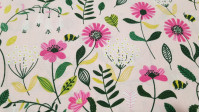 Tela Algodón Flores Primaveral - Tela de algodón popelín con dibujos de flores y plantas primaverales sobre un fondo de color rosa claro. La tela mide 150cm de ancho y su composición 100% algodón.
