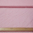 Tela Algodón Corazones Blancos Rosa - Tela de algodón con dibujos de corazones blancos pequeños sobre un fondo de color rosa. La tela mide 150cm de ancho y su composición 100% algodón.
