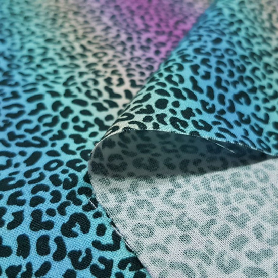 Tela Algodón Animal Print Arcoiris - Tela de algodón con dibujo de animal print con efecto arcoiris multicolor. La tela mide 148cm de ancho y su composición 100% algodón.