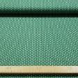 Algodón Mosaico Tonos Verdes - Tela de algodón con dibujos de formas haciendo un mosaico en tonos verdes. La tela mide 140cm de ancho y su composición 100% algodón.