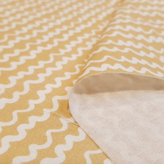 Cotton Waves Colors fabric - Poplin cotton fabric with colored waves pattern on a white background. The fabric is 150cm wide and its composition is 100% cotton.