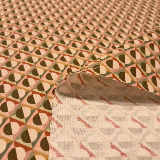 Cotton Shapes Semicircles Geometric fabric - Cotton poplin fabric with semicircle designs in a repeating geometric pattern. This fabric is ideal for combining with other fabrics in the same colors. The fabric is 150 cm wide and is made of 100% cotton.