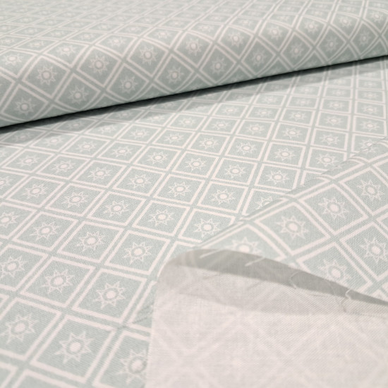 Tela Algodón Cenefa Sol Algodón Cenefa Sol - Tela de popelín algodón con dibujos de soles dentro de formas rectangulares, formando una bonita cenefa de trazos blancos. La tela mide 150cm de ancho y su composición 100% algodón.