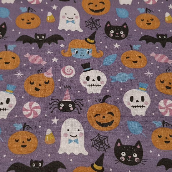 Cotton Halloween Party Hats fabric - Cotton fabric digital printing with Halloween drawings showing pumpkins, spiders with hats, skulls with hats, among other creatures, on a lilac background with candies, feathers... The fabric is 140cm wide and its co