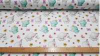 Tela Algodón Elefantes Mariposas - Preciosa tela de algodón satinado con dibujos infantiles de elefantes con coronas y decorado con flores y mariposas sobre un fondo blanco. La tela mide 140cm de ancho y su composición 100% algodón.