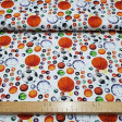 Cotton Balls Sport fabric - Cotton fabric with drawings of balls of various kinds of sports, soccer balls, basketball, volleyball, tennis, billiards ... on a white background. The fabric is 150cm wide and its composition is 100% cotton.