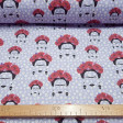 Cotton Frida Daisies fabric - Cotton fabric in digital printing with drawings of Frida Kahlo silhouettes on a lilac background full of daisies. The fabric is 140cm wide and its composition is 100% cotton.