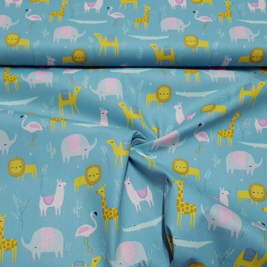 Cotton Animals Desert fabric - Children's cotton fabric with drawings of animals such as lions, elephants, camels, crocodiles... on a light background. Ideal for children's creations such as baby lullabies. The fabric is 150cm wide an