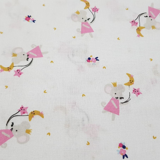 Cotton Mice Balloons Moons fabric - Children's cotton fabric with drawings of mice with balloons in the shape of moons and stars in pink and ocher tones on a white background. The fabric is 150cm wide and its composition is 100% cotton.
