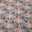 Algodón Navidad Postales Adornos - Tela de popelín algodón de temática navideña con dibujos de postales o sellos con papá noel, renos, abetos... y frases de Merry Christmas. La tela mide 140cm de ancho y su composici