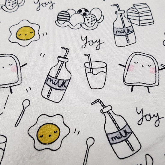 Cotton Jersey Funny Breakfast White fabric - Cotton Jersey fabric with funny drawings of fried and toasted eggs with faces, bottles of milk, cutlery, eggs... on a white background. The fabric measures 150cm wide and its composition 95% cotton - 5% elastan