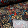 Punto Camiseta Pantera Escondida Helda - Tela de punto camiseta algodón con dibujos de estampado animal print variado y siluetas de pantera disimulada en la trama de la tela. La tela mide 150cm de ancho y su composición 95% algodón - 5%
