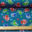 Punto Sudadera French Terry PJ Mask - Tela de punto tipo sudadera con dibujos de los personajes PJ Masks sobre un fondo azul petroleo o azul marino (a elegir). La tela mide 160cm de ancho y su composición 95% algodón - 5% elastano