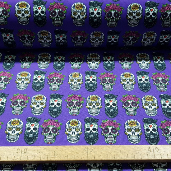 Burlington Hipster Skulls fabric - Multipurpose stretch / burlington polyester fabric with drawings of hipster skulls on a lilac purple background. The fabric is 150cm wide and its composition is 100% polyester.