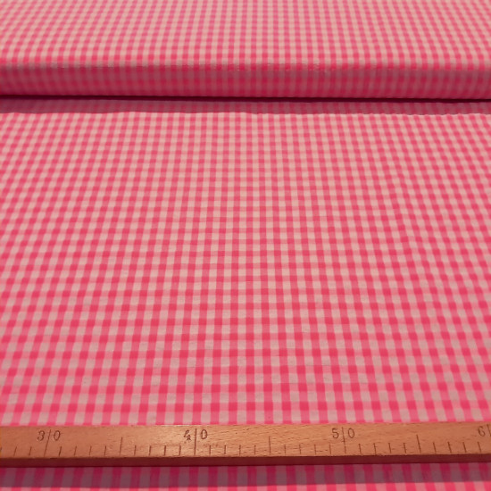 Tela Vichy Seersucker Cuadros Neón 7mm Vichy Seersucker Cuadros Neón 7mm - ¡Atrévete con el color y la textura! Te mostramos nuestra colección vibrante de tela vichy seersucker en tonos fluorescentes y llamativos: naranja flúor, verde flúor y rosa flúor.