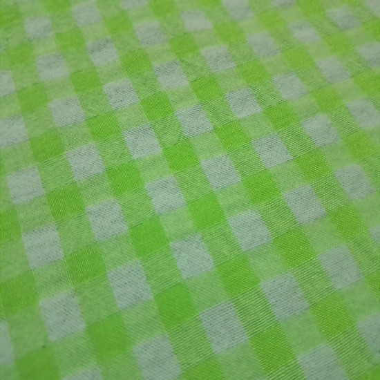 Tela Vichy Seersucker Cuadros Neón 7mm Vichy Seersucker Cuadros Neón 7mm - ¡Atrévete con el color y la textura! Te mostramos nuestra colección vibrante de tela vichy seersucker en tonos fluorescentes y llamativos: naranja flúor, verde flúor y rosa flúor.