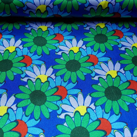 Satin Flowers Daisies fabric - Original printed satin fabric, bright and with fall, with drawings of daisies where those with green and blue colors predominate, on an electric blue background. This fabric can be used, for example, for costumes of the