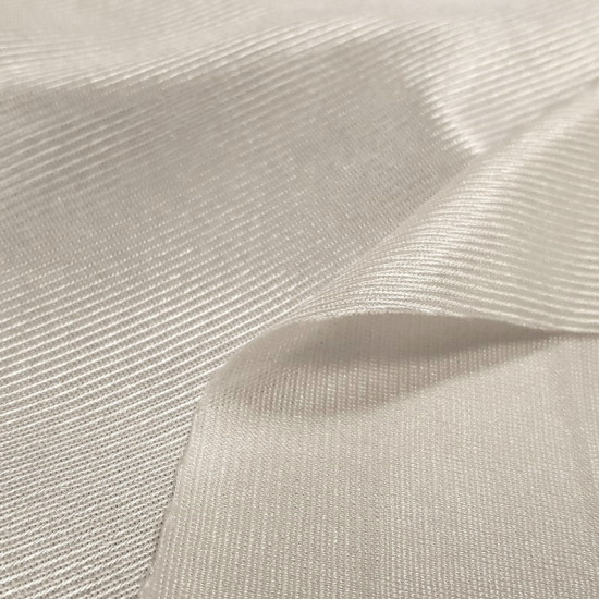 Carnival Satin fabric Carnival Satin fabric - The costume fabric, popularly known as carnival satin, is an economical and practical solution for making your costumes, as well as for the decoration of shop windows, venues, sporting events and festivals such as Halloween, Christ