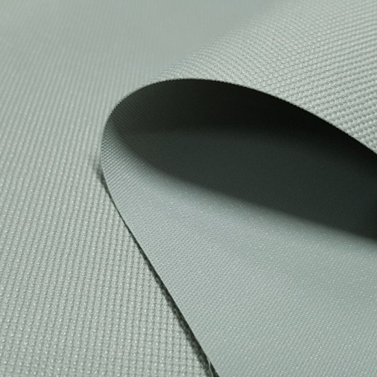 Lona Impermeable - Tela de lona impermeable rígida que por una de las caras tiene la tela como de loneta y la otra cara de pvc, cosa que la hace impermeable. Con esta tela podrás, por ejemplo, tapar muebles o sofás de e