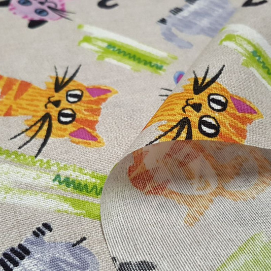 Tela Loneta Gatos Colores - Tela de loneta decorativa con dibujos de gatos de colores sobre un fondo rústico. La tela mide 280cm de ancho y su composición 70% algodón – 30% poliester