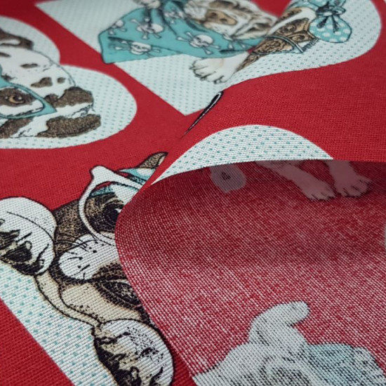 Tela Loneta Perros Gafas Rojo - Tela de loneta decorativa con dibujos de perros con gafas sobre un fondo de color rojo con formas de corazones, círculos,... La tela mide 280cm de ancho y su composición 70% algodón - 30% poliest