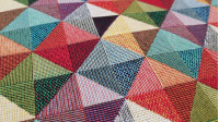 Tela Gobelino Rombos Mosaico - Tela gobelino decorativa con dibujos de rombos formando un precioso mosaico de colores. El gobelino es una tela fuerte y resistente tipo jacquard ideal para la decoración del hogar, confección de coji
