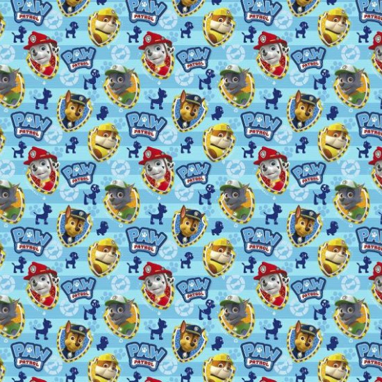 Tela Algodón Patrulla Canina Personajes Logo - Tela de algodón licencia con dibujos de los personajes de la serie Patrulla Canina sobre un fondo en tonos azules y siluetas de perritos. La tela mide entre 140-150cm de ancho y su composición 100% algodón.