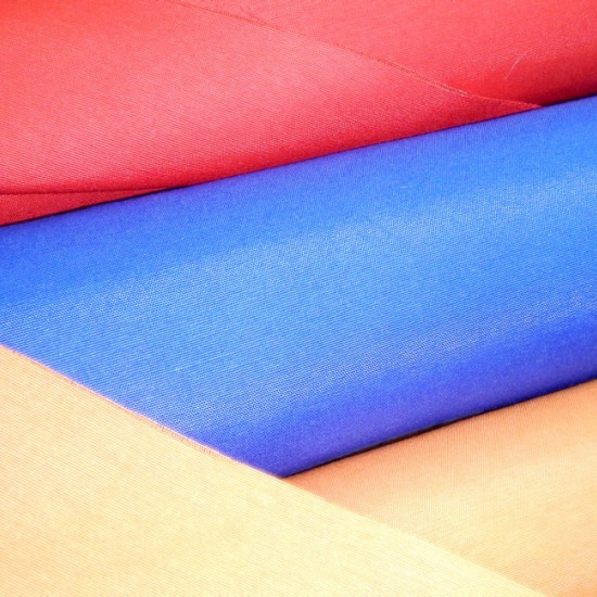 Canvas Uni fabric - The canvas fabric is ideal for upholstery, decoration, accessories ... since it is a very strong fabric and its wide width of 280cm makes it ideal for large jobs, such as sofa covers and curtains.