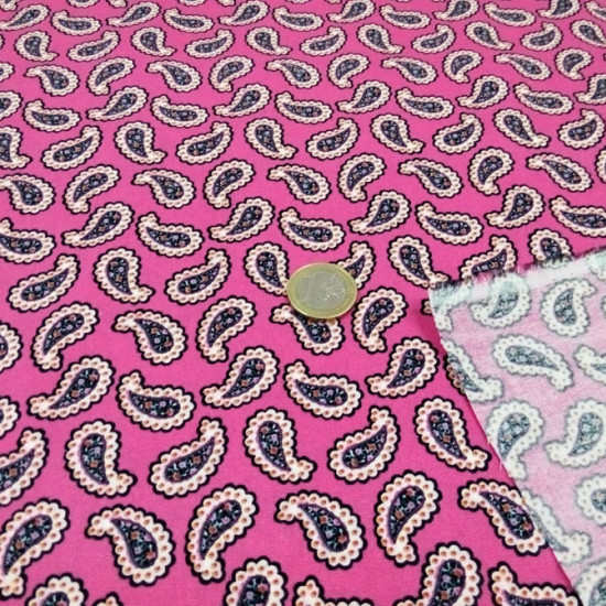 Tela Algodón Cachemir Fucsia - Tela de algodón estampada con dibujos de cachemir sobre un fondo rosa fucsia. Ideal para manualidades patchwork.
