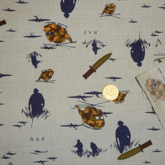 OUTLET Polycotton Military Blue Beige fabric - Polycotton fabric printed with blue military drawings on a beige background